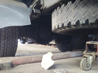 いすゞフォワードユニック3段中型（4t）[写真12]