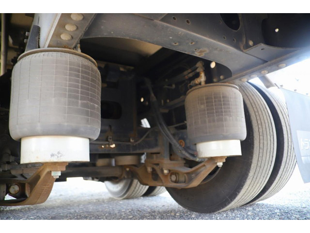 日野プロフィアアルミウイング大型（10t）[写真21]