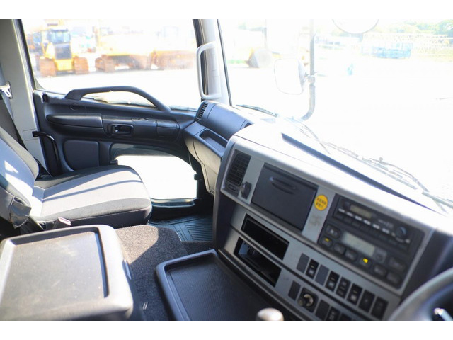 日野プロフィアアルミウイング大型（10t）[写真29]