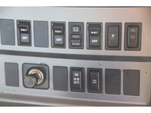 日野プロフィアアルミウイング大型（10t）[写真33]