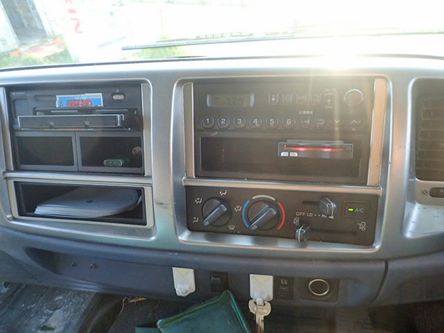 日野レンジャークレーン4段増トン（6t・8t）[写真33]