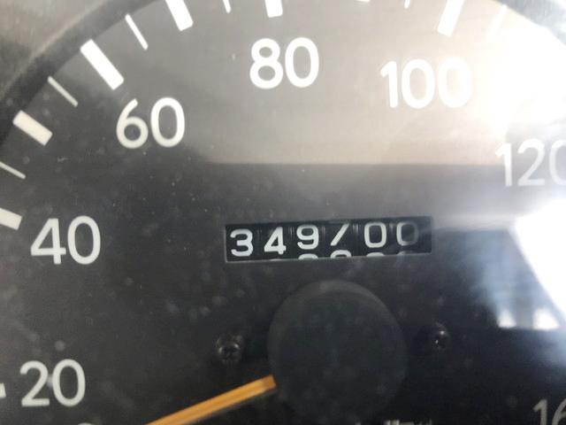 日野レンジャー平ボディ小型（2t・3t）[写真19]