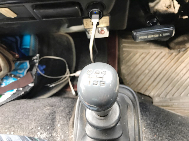 日野レンジャー平ボディ小型（2t・3t）[写真20]