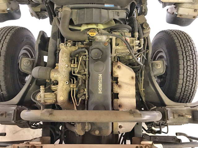 三菱ふそうキャンタータンク車（タンクローリー）小型（2t・3t）[写真27]