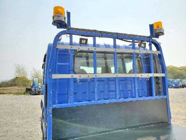 いすゞエルフダブルキャブ（Wキャブ）小型（2t・3t）[写真15]