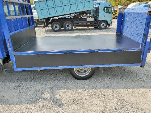 いすゞエルフダブルキャブ（Wキャブ）小型（2t・3t）[写真16]