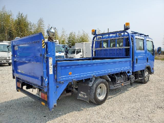 いすゞエルフダブルキャブ（Wキャブ）小型（2t・3t）[写真02]