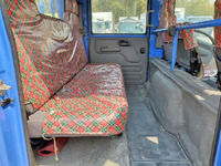 いすゞエルフダブルキャブ（Wキャブ）小型（2t・3t）[写真30]