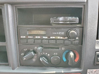 いすゞエルフダブルキャブ（Wキャブ）小型（2t・3t）[写真36]