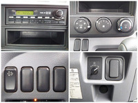 三菱ふそうキャンター平ボディ小型（2t・3t）[写真37]