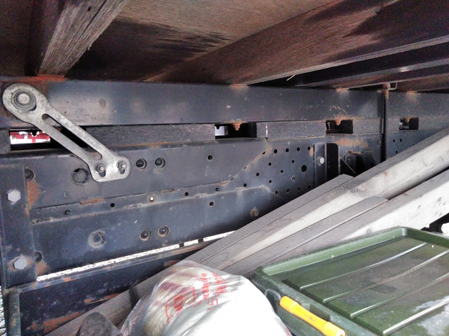 いすゞエルフクレーン4段小型（2t・3t）[写真17]