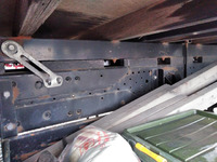 いすゞエルフクレーン4段小型（2t・3t）[写真17]