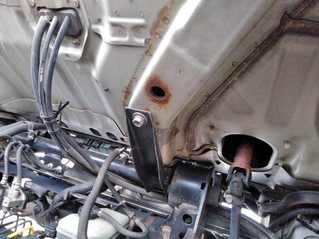 いすゞエルフクレーン4段小型（2t・3t）[写真24]