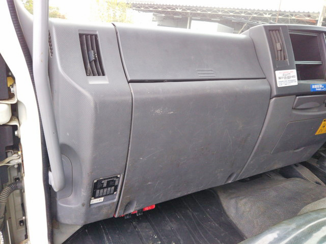 いすゞフォワードダンプ中型（4t）[写真33]