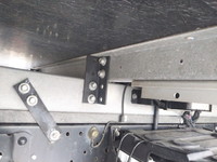 いすゞエルフ冷凍車（冷蔵車）小型（2t・3t）[写真21]