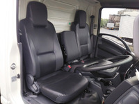 いすゞエルフ冷凍車（冷蔵車）小型（2t・3t）[写真31]