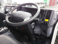 いすゞエルフ冷凍車（冷蔵車）小型（2t・3t）[写真34]