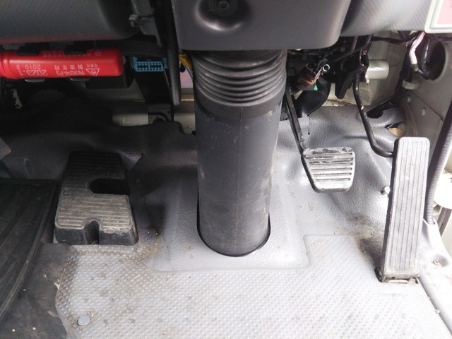 いすゞエルフ冷凍車（冷蔵車）小型（2t・3t）[写真39]