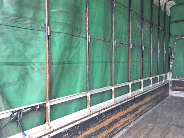 日野デュトロ幌車小型（2t・3t）[写真11]