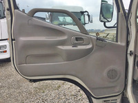 日野デュトロ幌車小型（2t・3t）[写真29]