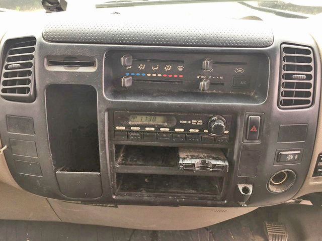 日野デュトロ幌車小型（2t・3t）[写真36]