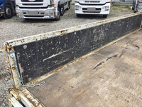 三菱ふそうキャンター平ボディ小型（2t・3t）[写真11]