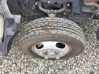 三菱ふそうキャンター平ボディ小型（2t・3t）[写真17]