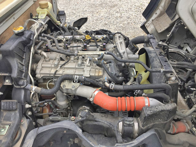 三菱ふそうキャンター平ボディ小型（2t・3t）[写真24]