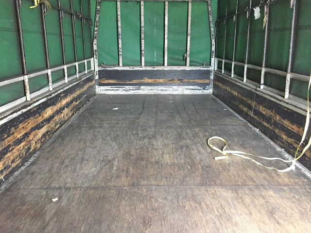 日野デュトロ幌車小型（2t・3t）[写真10]