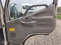 日野デュトロ幌車小型（2t・3t）[写真31]