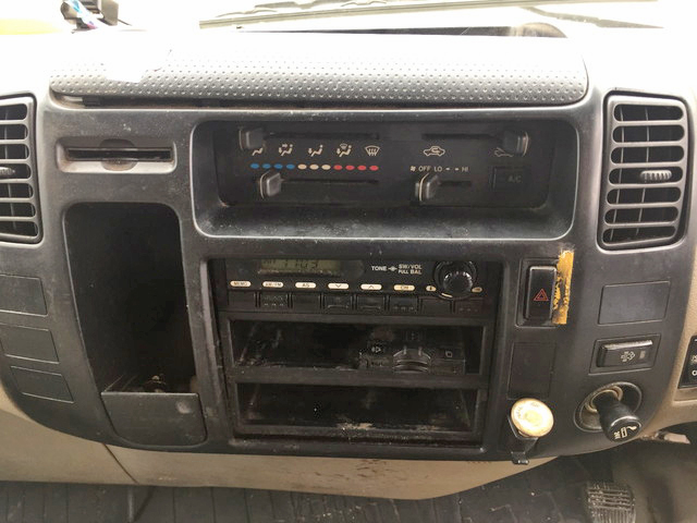 日野デュトロ幌車小型（2t・3t）[写真36]