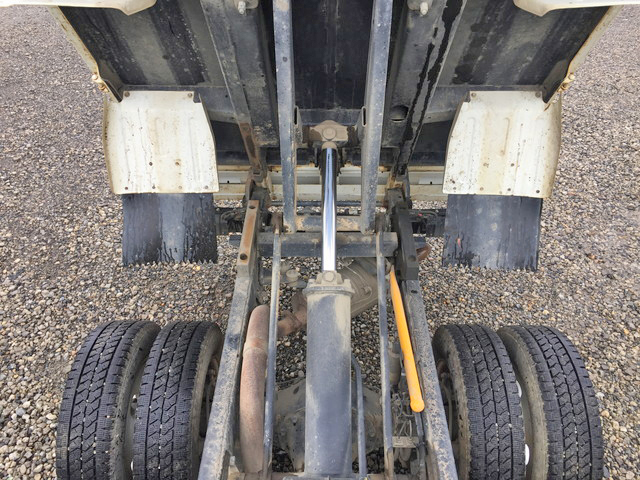 三菱ふそうキャンターダンプ小型（2t・3t）[写真18]