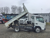 三菱ふそうキャンターダンプ小型（2t・3t）[写真08]