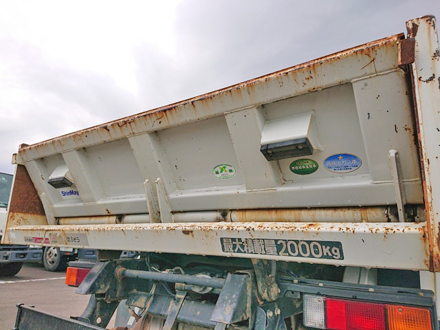 三菱ふそうキャンターダンプ小型（2t・3t）[写真10]