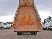 三菱ふそうキャンターダンプ小型（2t・3t）[写真11]