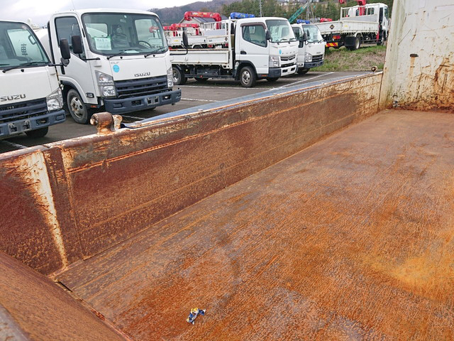 三菱ふそうキャンターダンプ小型（2t・3t）[写真12]