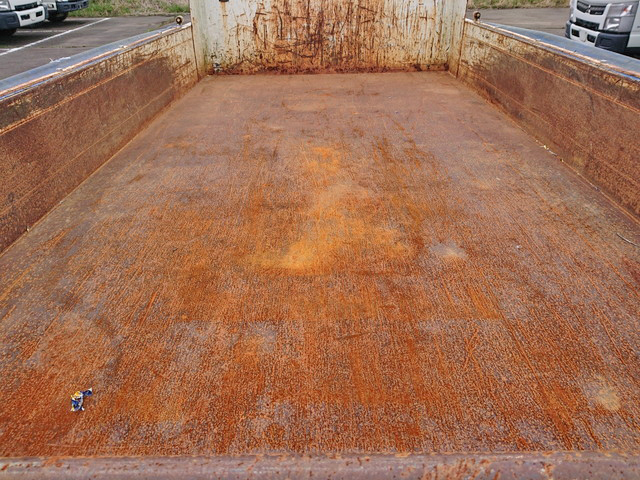 三菱ふそうキャンターダンプ小型（2t・3t）[写真15]