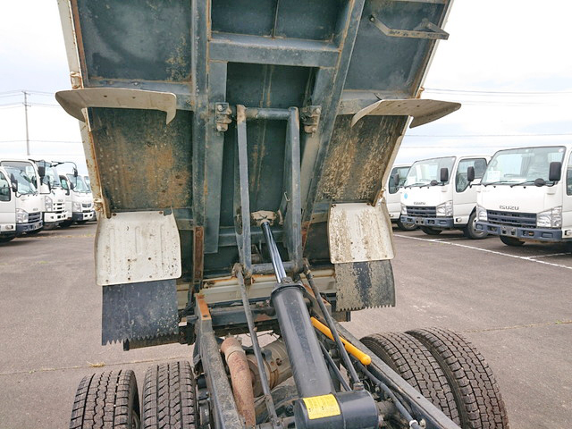 三菱ふそうキャンターダンプ小型（2t・3t）[写真20]