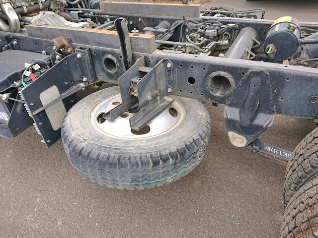 三菱ふそうキャンターダンプ小型（2t・3t）[写真24]