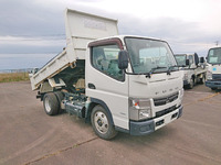 三菱ふそうキャンターダンプ小型（2t・3t）[写真05]