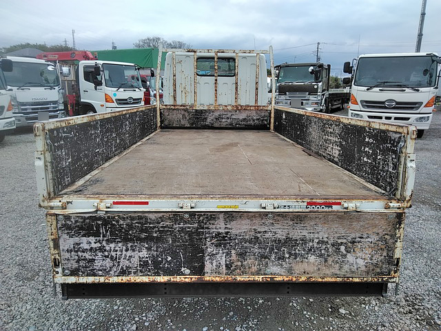 三菱ふそうキャンター平ボディ小型（2t・3t）[写真10]