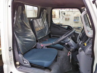 三菱ふそうキャンター平ボディ小型（2t・3t）[写真29]