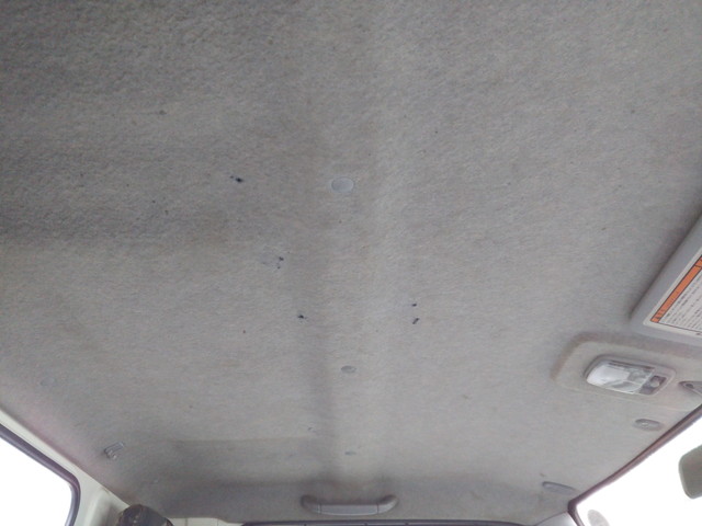 三菱ふそうキャンター平ボディ小型（2t・3t）[写真33]