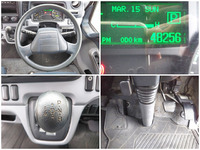 三菱ふそうキャンター平ボディ小型（2t・3t）[写真34]