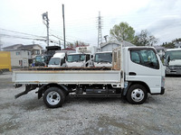 三菱ふそうキャンター平ボディ小型（2t・3t）[写真06]