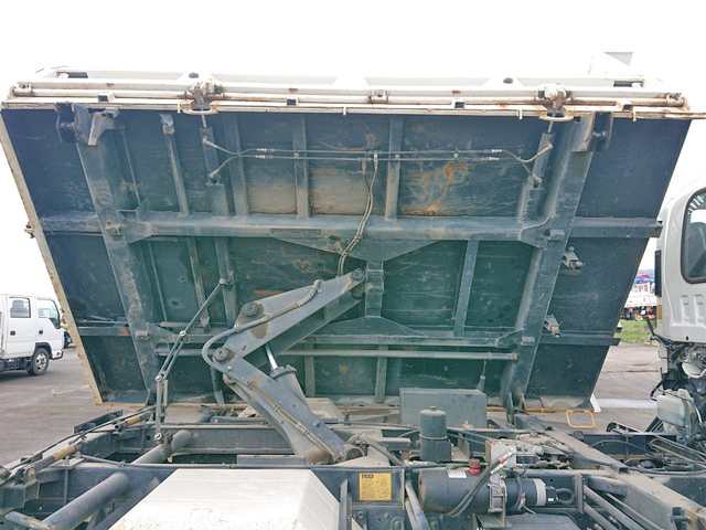 いすゞフォワード三転ダンプ中型（4t）[写真20]