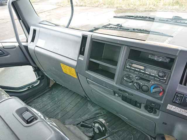 いすゞフォワード三転ダンプ中型（4t）[写真34]