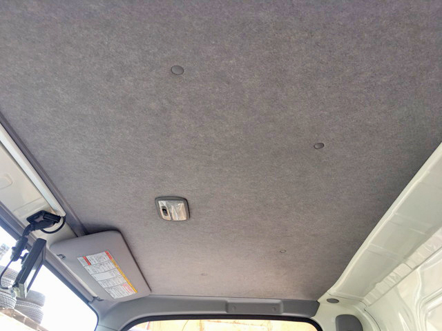 いすゞエルフ冷凍車（冷蔵車）小型（2t・3t）[写真32]