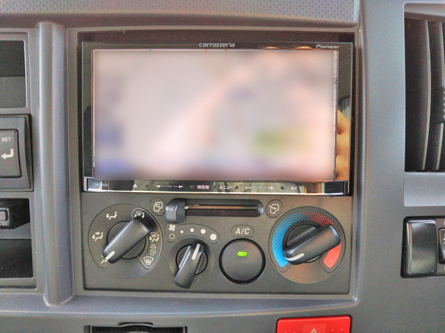 いすゞエルフ冷凍車（冷蔵車）小型（2t・3t）[写真38]