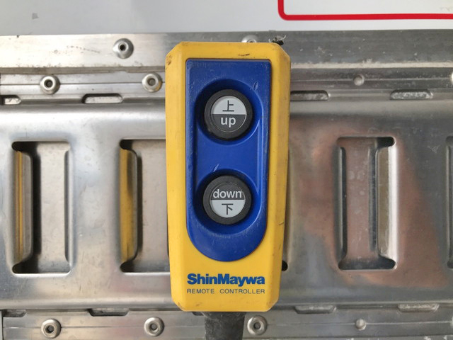 三菱ふそうキャンター冷凍車（冷蔵車）小型（2t・3t）[写真17]